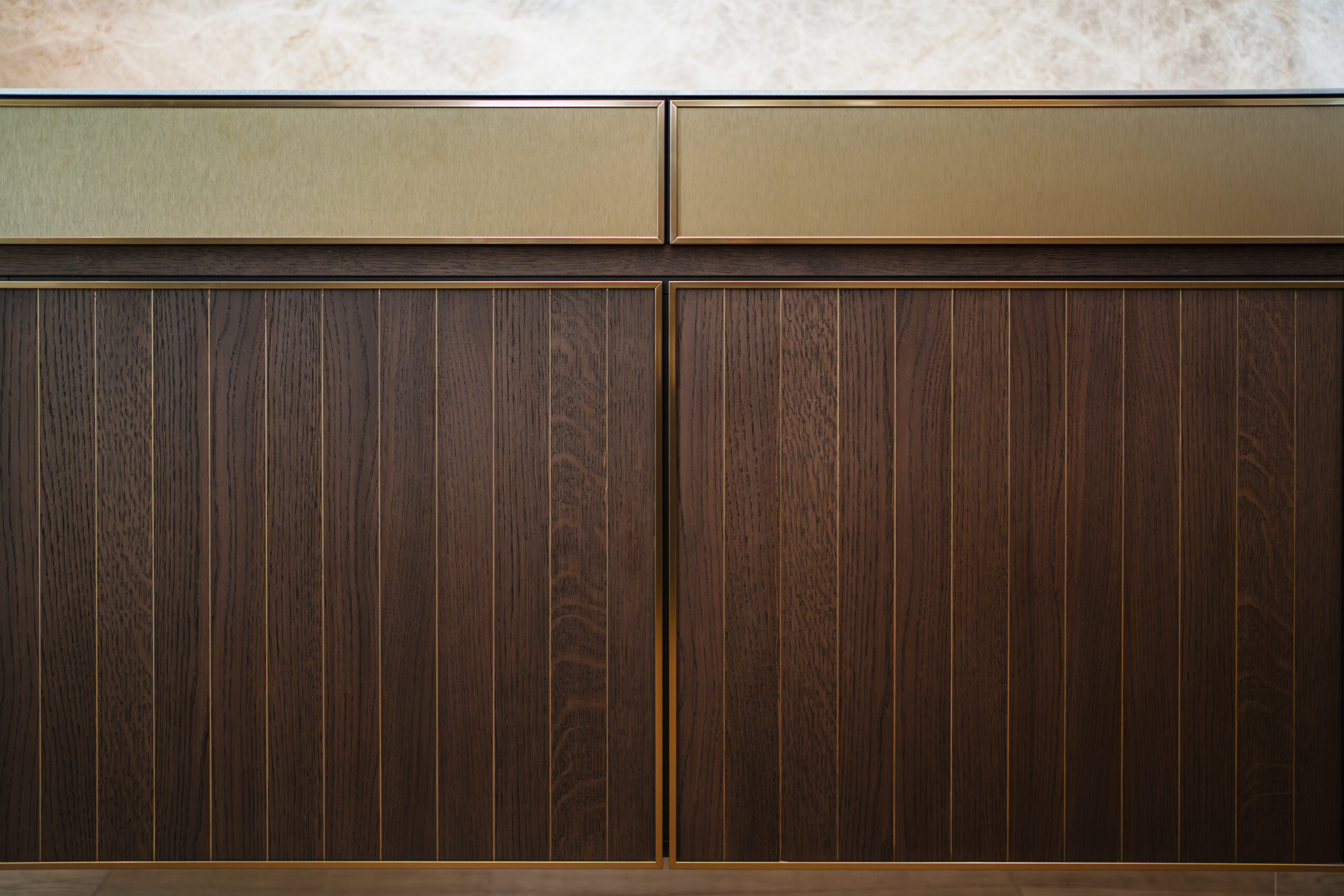 Handle less SieMatic storage